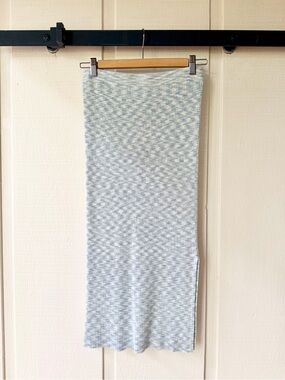 House of Harlow 1960 Light Blue & White Knit Midi Skirt